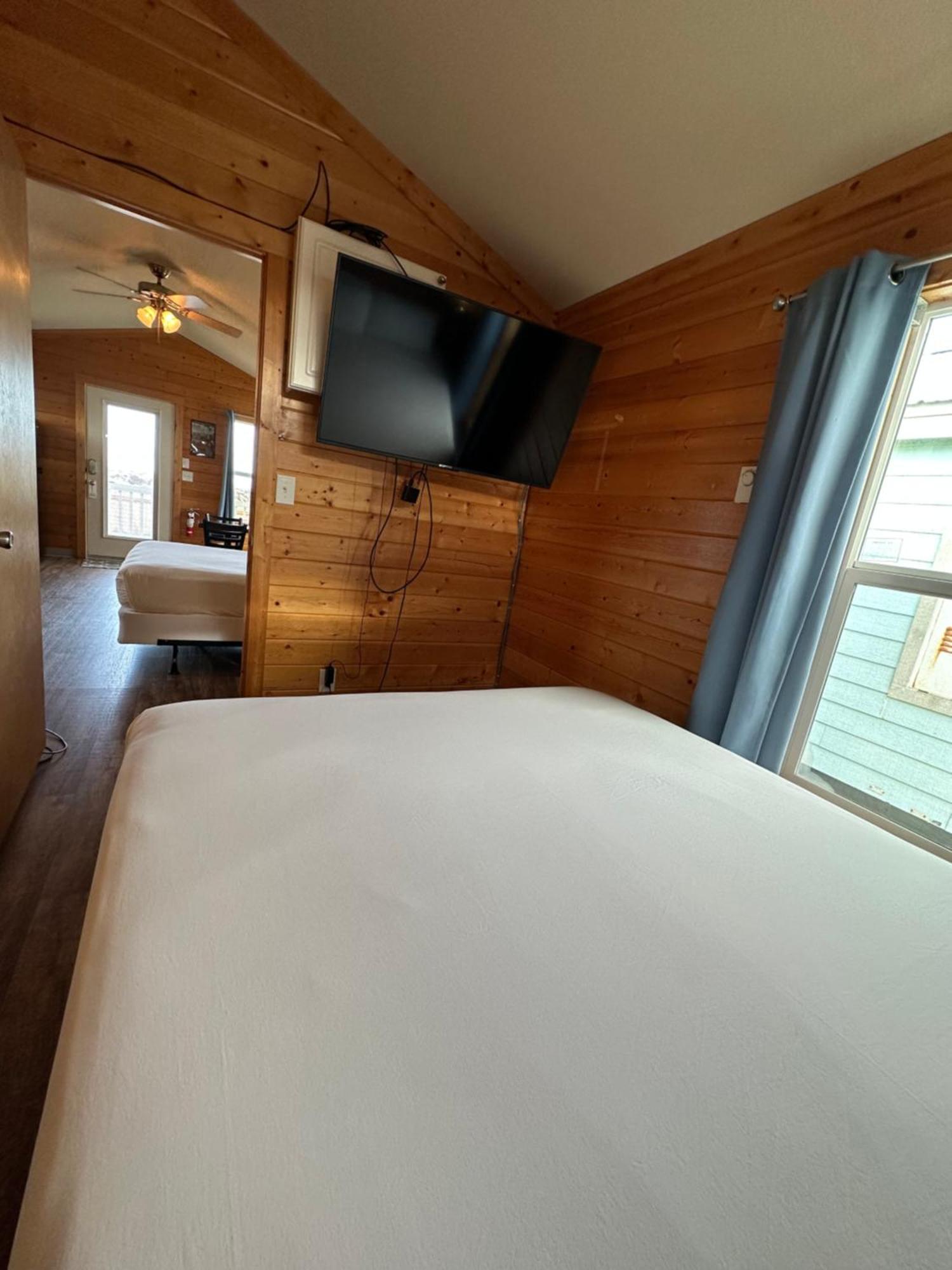 Westport Marina Cottages Екстер'єр фото