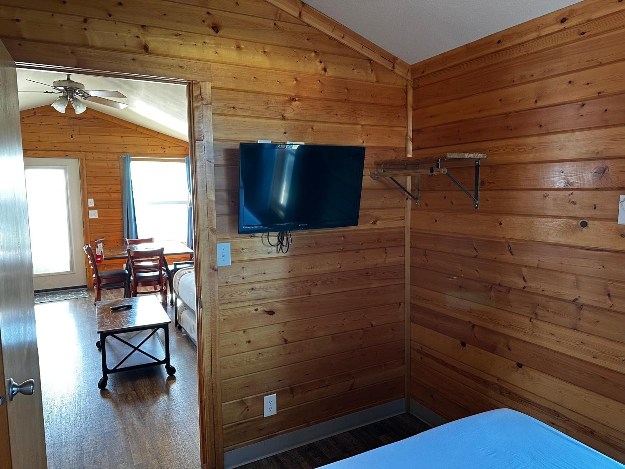 Westport Marina Cottages Екстер'єр фото